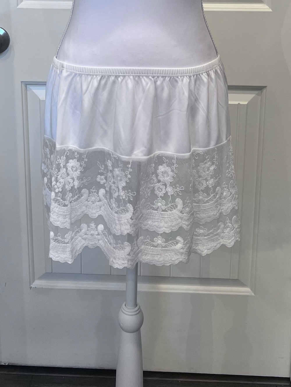 Women's White Lace Tunic Extender stretchy small - Picture 12 of 14